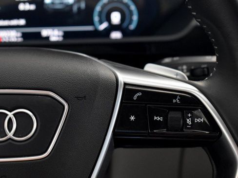 Used 2019 Audi e-tron Premium Plus AWD/4WD image 19