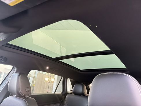 Used 2023 Volkswagen Atlas Cross Sport SE w/ Panoramic Sunroof Package AWD/4WD image 16