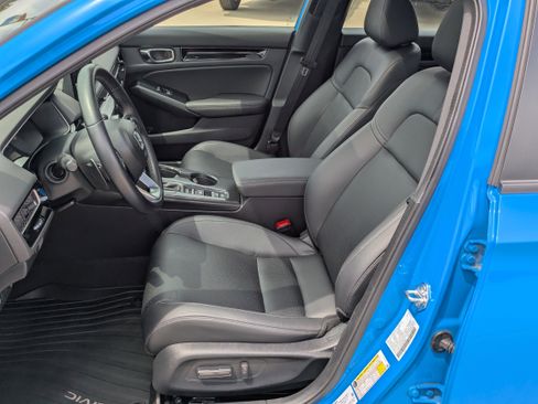 Used 2024 Honda Civic Sport Touring image 5