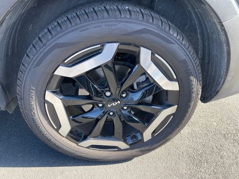 Used 2023 Kia Telluride S w/ S Sunroof Package AWD/4WD image 3