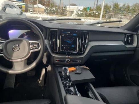 Used 2024 Volvo XC60 T8 Ultimate w/ Climate Package image 2