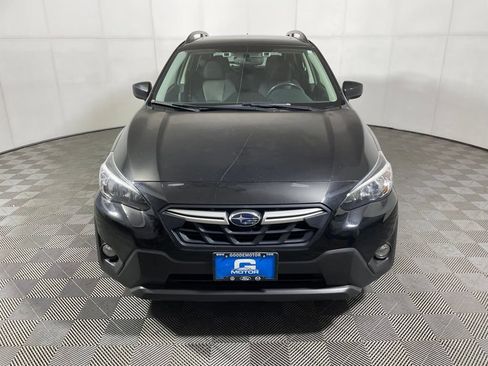 Used 2023 Subaru Crosstrek 2.0i Premium AWD/4WD image 3