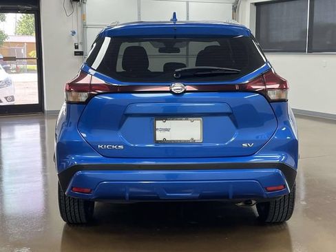 Used 2021 Nissan Kicks SV FWD image 6