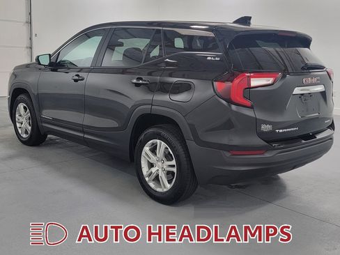 Used 2022 GMC Terrain SLE image 6