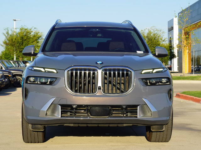 Used 2024 BMW X7 xDrive40i AWD/4WD image 9