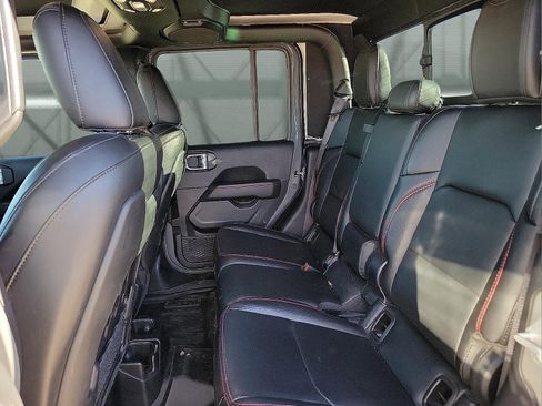 Used 2021 Jeep Gladiator Rubicon image 8