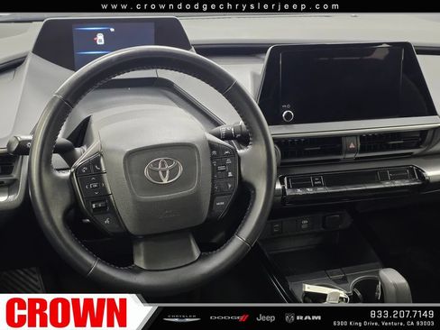 Used 2024 Toyota Prius LE FWD image 15