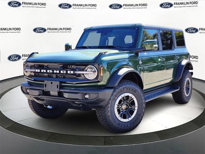 New 2025 Ford Bronco Outer Banks w/ Sasquatch Package