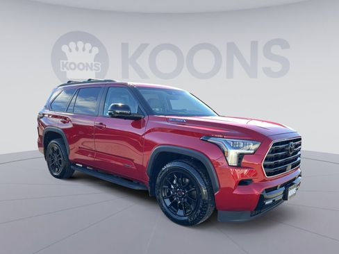 Used 2024 Toyota Sequoia Limited image 10