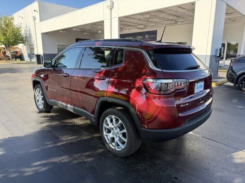 Used 2022 Jeep Compass Latitude image 6