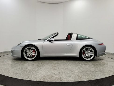 Used 2015 Porsche 911 Targa 4S AWD/4WD image 2