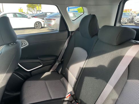 Used 2025 Kia Soul LX w/ LX Technology Package image 39