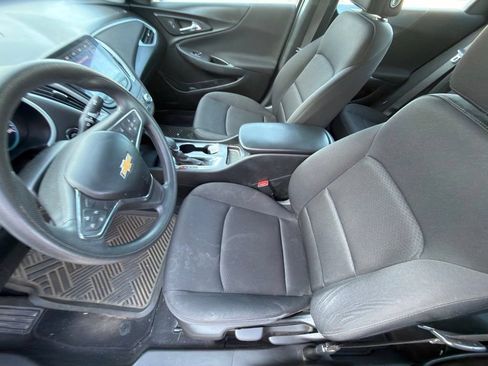 Used 2021 Chevrolet Malibu LS FWD image 10