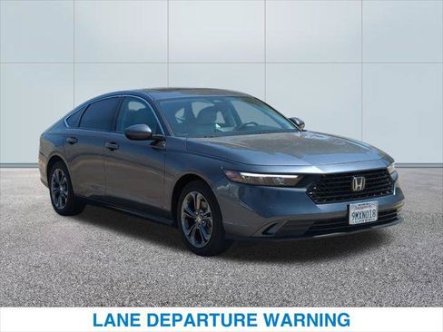 Used 2023 Honda Accord EX image 4