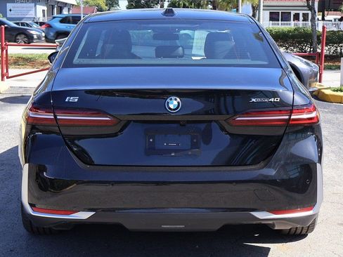 Used 2025 BMW i5 xDrive40 w/ Premium Package AWD/4WD image 14