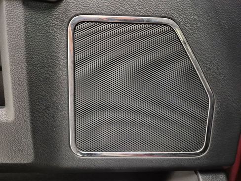 Used 2022 Ford F250 Lariat w/ Lariat Ultimate Package image 25