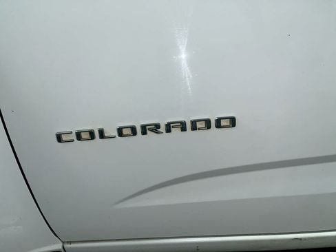 Used 2022 Chevrolet Colorado LT w/ Fleet Safety Package RWD image 11