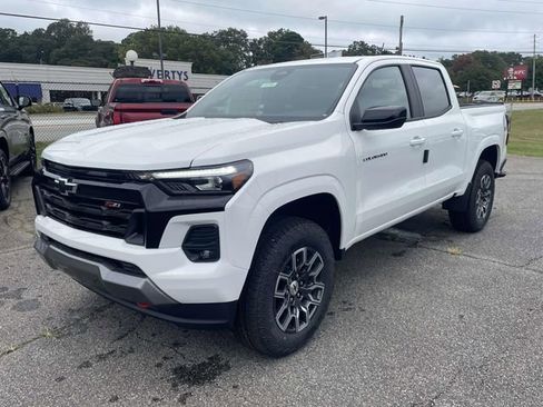 New 2026 Chevrolet Colorado Z71 image 3