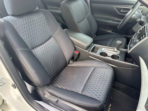Used 2016 Nissan Altima 2.5 S w/ Power Driver Seat Package image 28