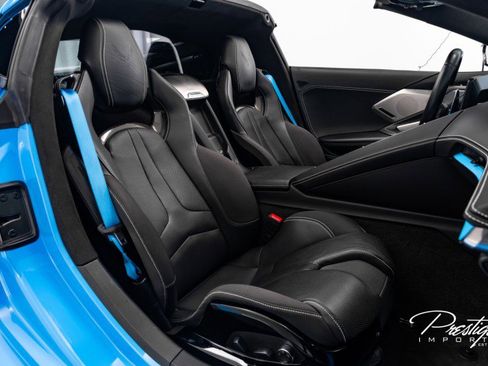 Used 2020 Chevrolet Corvette Stingray Premium Cpe w/ 3LT Preferred Equipment Group image 40