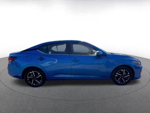 Used 2025 Nissan Sentra SV image 16