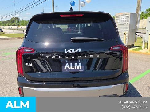 Used 2025 Kia Telluride S FWD image 14