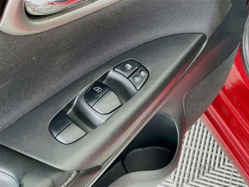 Used 2019 Nissan Sentra SV FWD image 20