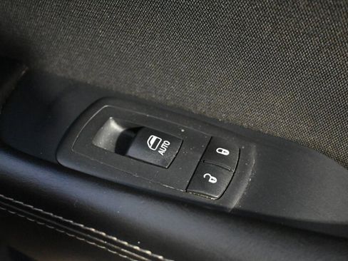 Used 2016 Dodge Challenger SXT w/ Blacktop Package image 37