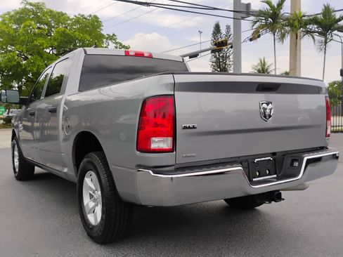 Used 2022 RAM 1500 Classic SLT w/ Trailer & Traction Group RWD image 5