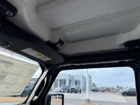 New 2026 Jeep Gladiator Sport image 21