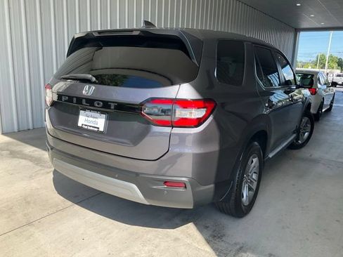 Certified 2025 Honda Pilot EX-L image 23