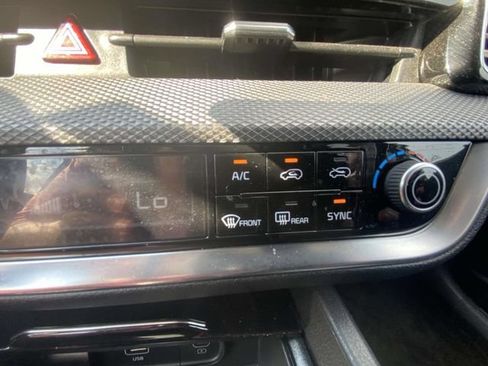 Used 2023 Kia Sportage LX FWD image 24