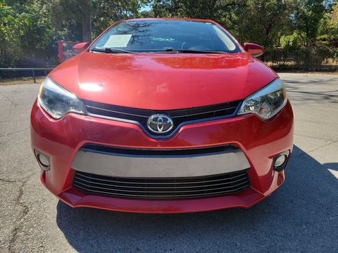 Used 2016 Toyota Corolla LE FWD image 2