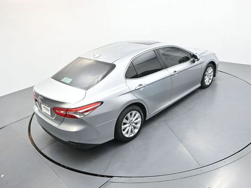 Used 2020 Toyota Camry LE w/ Convenience Package FWD image 26