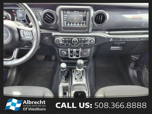 Used 2023 Jeep Wrangler Unlimited Sport AWD/4WD image 14