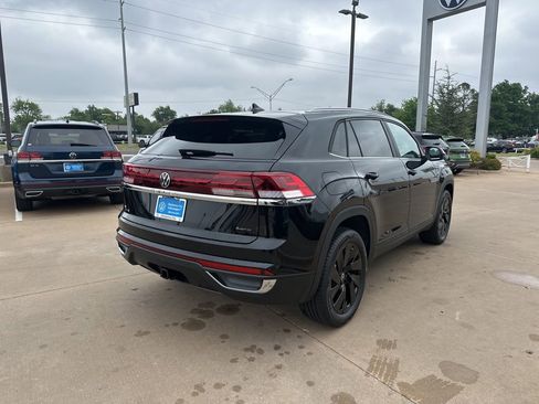 New 2026 Volkswagen Atlas Cross Sport SE AWD/4WD image 5