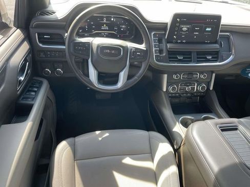 Certified 2023 GMC Yukon SLT image 13