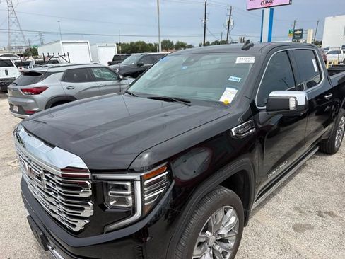 Used 2023 GMC Sierra 1500 Denali w/ Denali Reserve Package AWD/4WD image 22