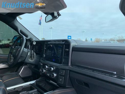 Used 2024 Ford F350 Platinum image 14