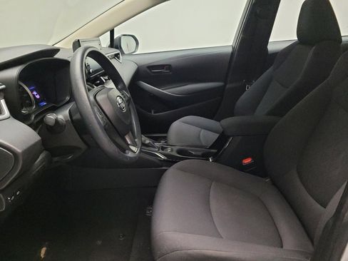 Used 2022 Toyota Corolla LE FWD image 17