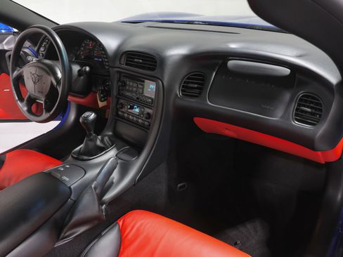 Used 2003 Chevrolet Corvette Z06 w/ Memory Package, 3 Drivers RWD image 16