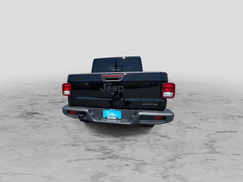 New 2025 Jeep Gladiator Sport image 7