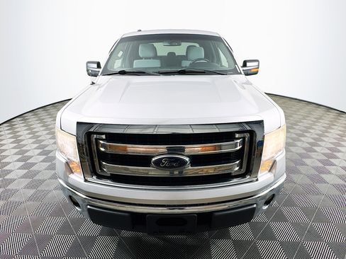Used 2013 Ford F150 XLT w/ Mid Equipment Group image 2