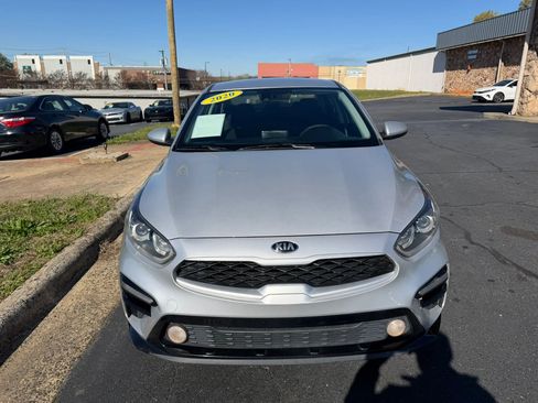 Used 2020 Kia Forte LXS image 2