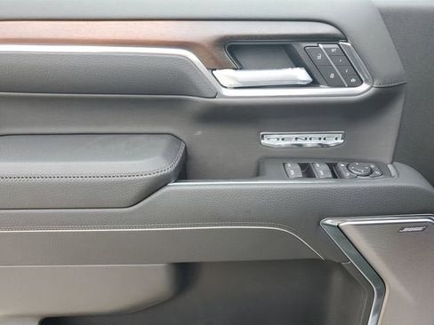 New 2026 GMC Sierra 1500 Denali w/ Denali Reserve Package AWD/4WD image 18