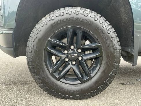 Used 2021 Chevrolet Silverado 1500 LT Trail Boss w/ Convenience Package II AWD/4WD image 15