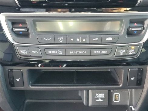 Certified 2021 Honda Passport Touring image 18