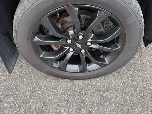 Used 2019 Dodge Durango GT AWD/4WD image 12
