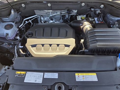 New 2026 Volkswagen Atlas SEL Premium R-Line image 24