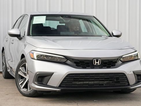 Used 2024 Honda Civic LX image 2